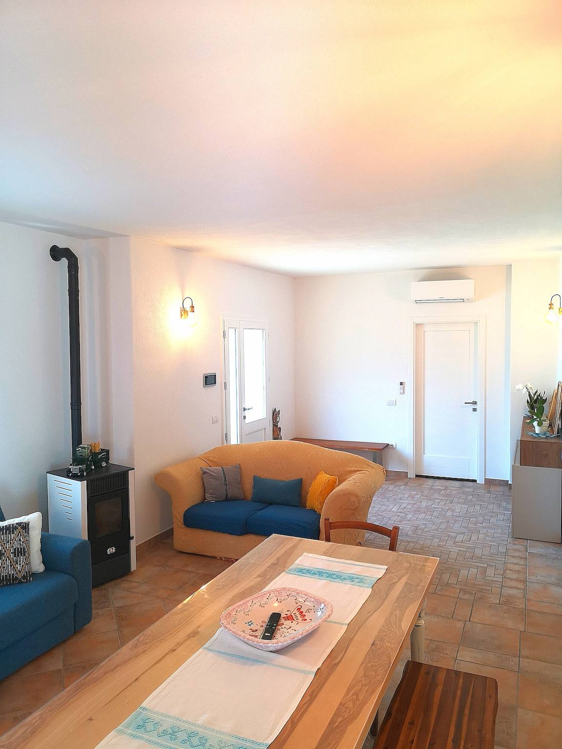Appartement entier, Appartement "Le Pavoncelle" avec jardin privé, Wi-Fi et climatisation in Dorgali, Golfe d'Orosei