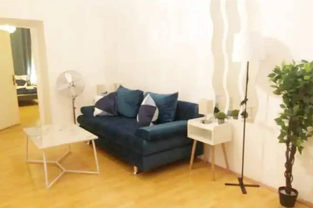 Ganze Wohnung, Elegant Haven: Stylish and Spacious 3Br Apartment in Wien, Wienerwald