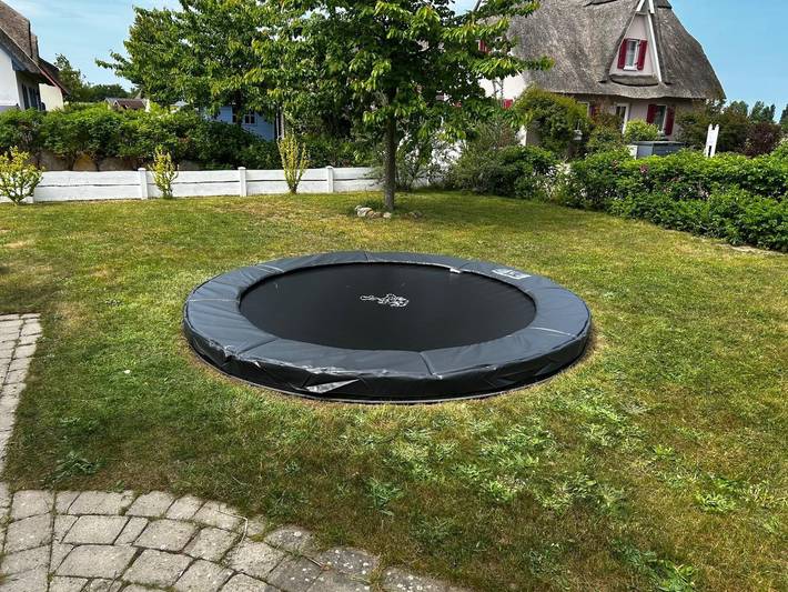 Ferienhaus für 5 Personen, mit Sauna und Seeblick sowie Terrasse und Garten, kinderfreundlich in Zierow - 4