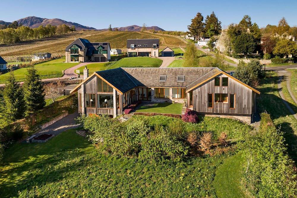 Cottage for 6 People in Pitlochry, Cairngorms National Park