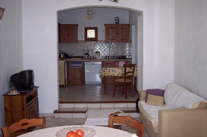 Gîte pour 4 personnes, avec jardin à Joucas - 2