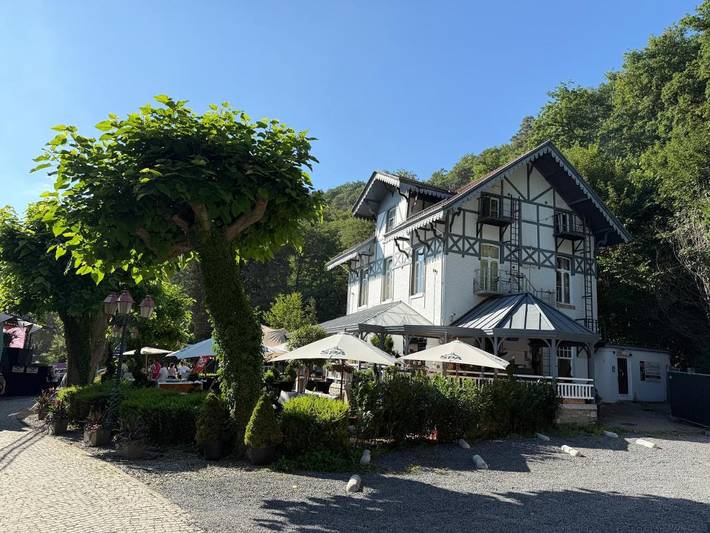 Hotel für 2 Personen, mit Garten und Ausblick sowie Terrasse, mit Haustier in Spa