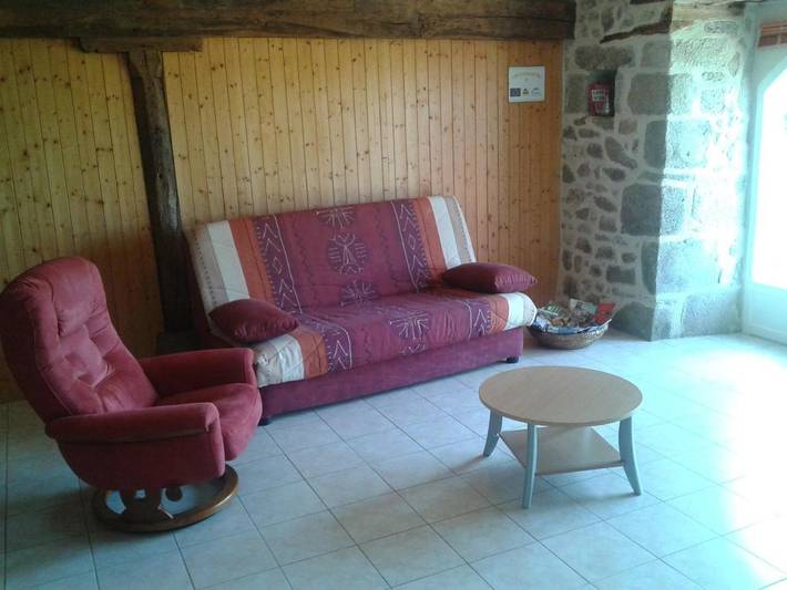 Location de vacances pour 4 personnes, avec terrasse, animaux acceptés à Saint-Mamet-la-Salvetat - 4