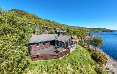 Ferienhaus für 8 Personen, mit Terrasse und Sauna sowie Whirlpool in Tysvær