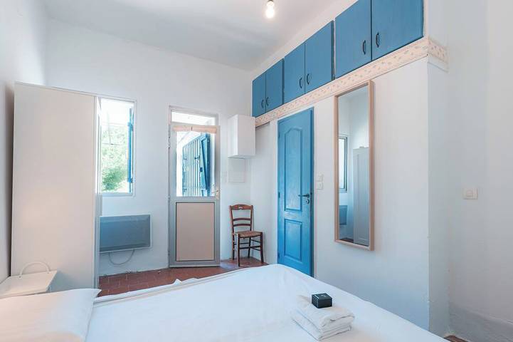 Gîte pour 6 personnes, avec jardin dans Niolon - 4