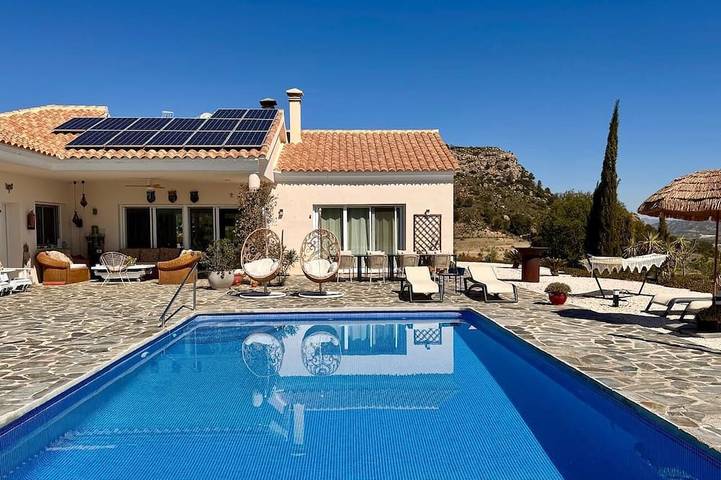 Casa de vacaciones para 10 personas, con jardín - 1