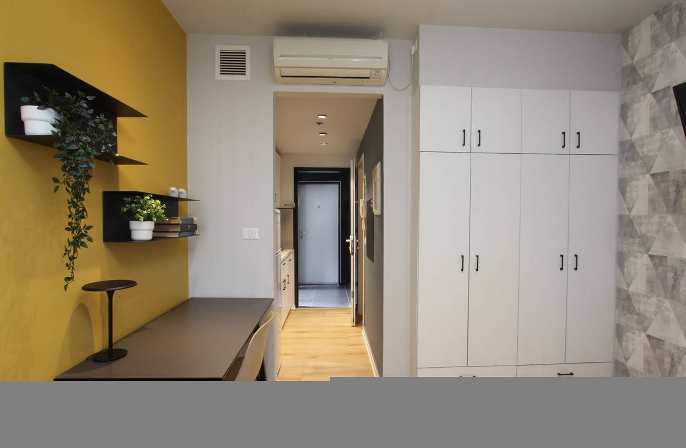 Ganze Wohnung, Solo Studio in Tel Aviv-Yafo in Ramat Aviv, Tel Aviv