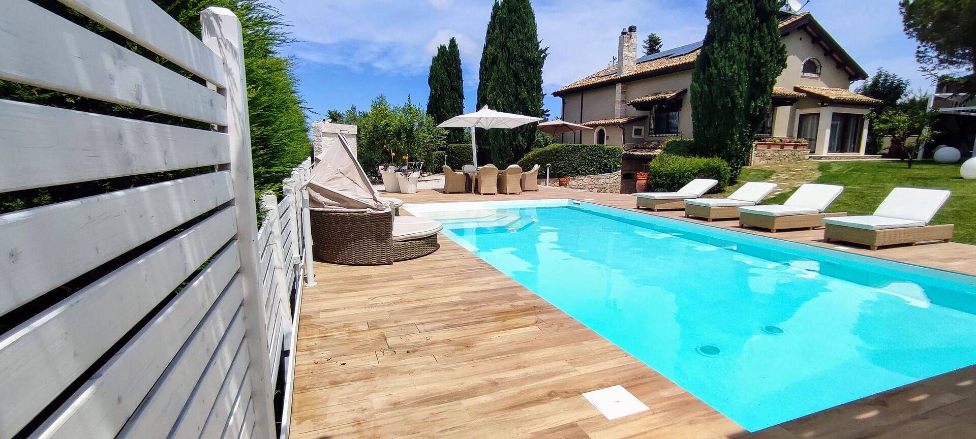 Villa per 10 Persone in Costa Adriatica Abruzzo, Riviera Adriatica