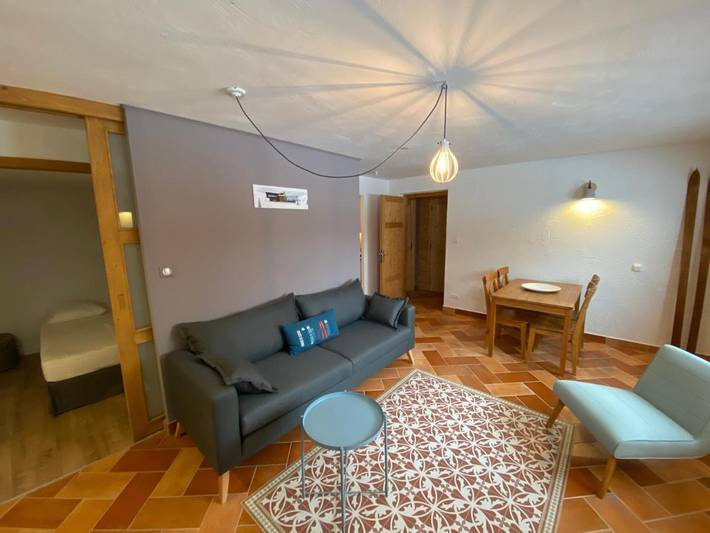 Gîte pour 4 personnes, avec Terrasse ainsi que Jardin et Vue à Essert-Romand