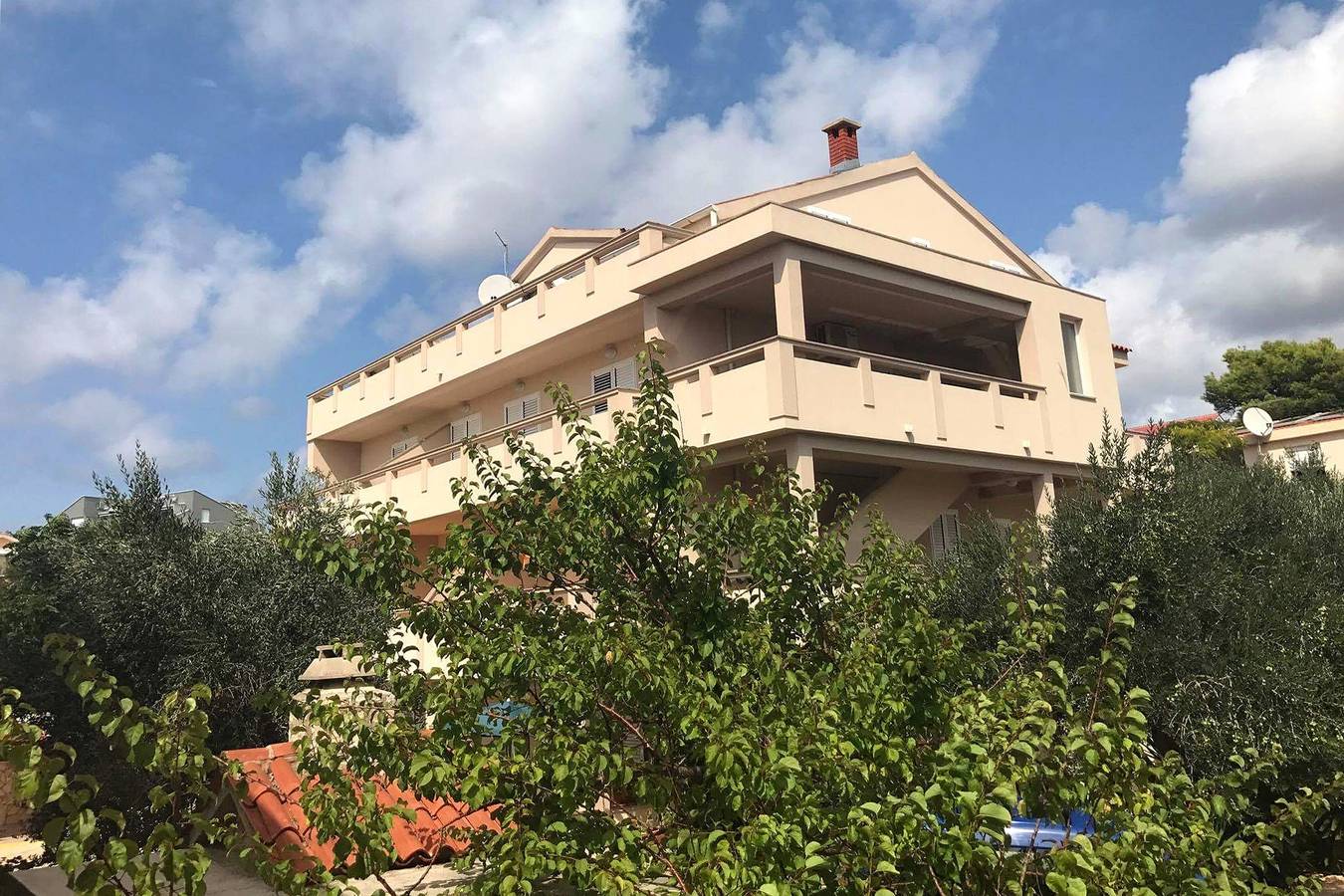 Ganze Wohnung, 2-Zimmer-Ferienwohnung mit Terrasse und Meerblick Novalja, Pag A-211-a in Novalja, Pag