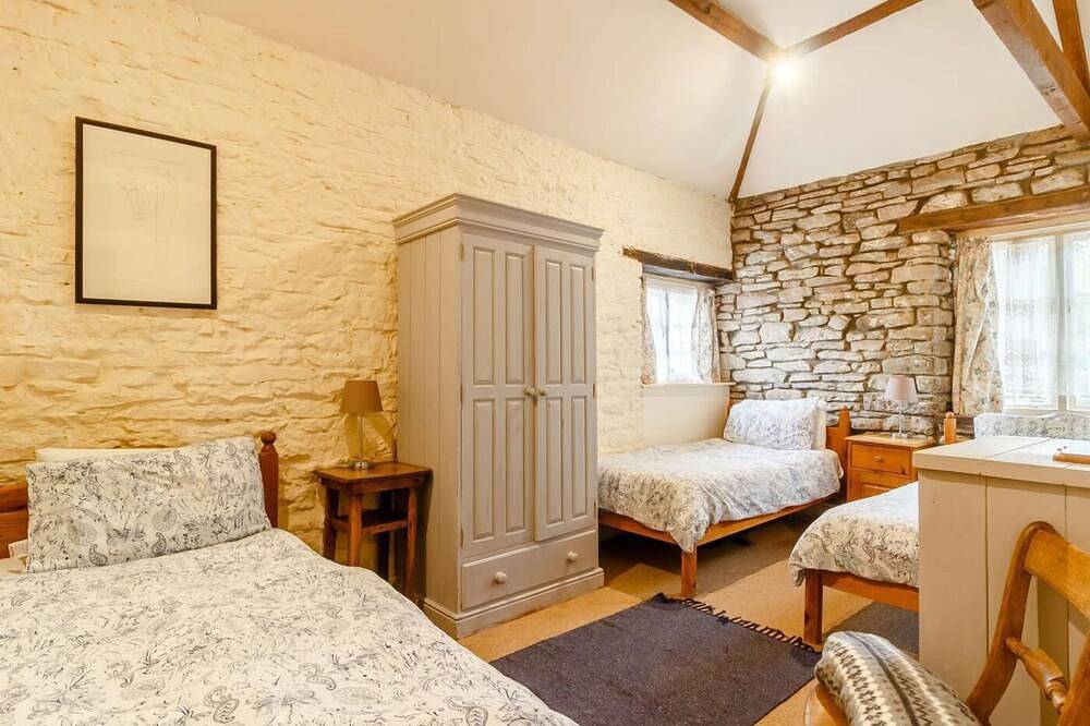 2 Bed in Abergavenny in Brecon Beacons