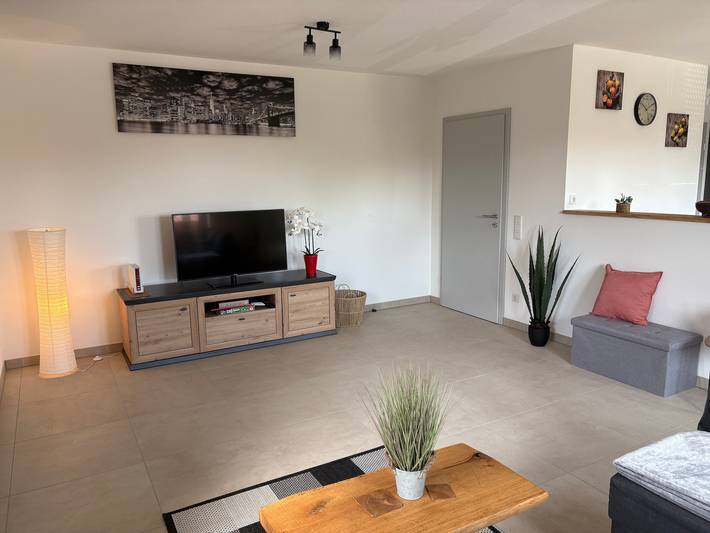 Ganze Wohnung, Gemütliche Ferienwohnung „Kampenwand“ mit Balkon in Schnaitsee, Landkreis Traunstein