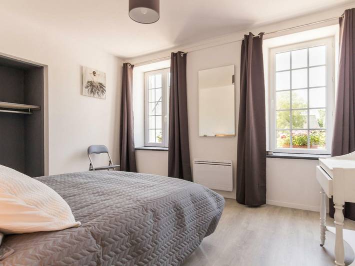 Gîte pour 5 personnes, avec jardin, animaux acceptés à Montaigu-la-Brisette - 3