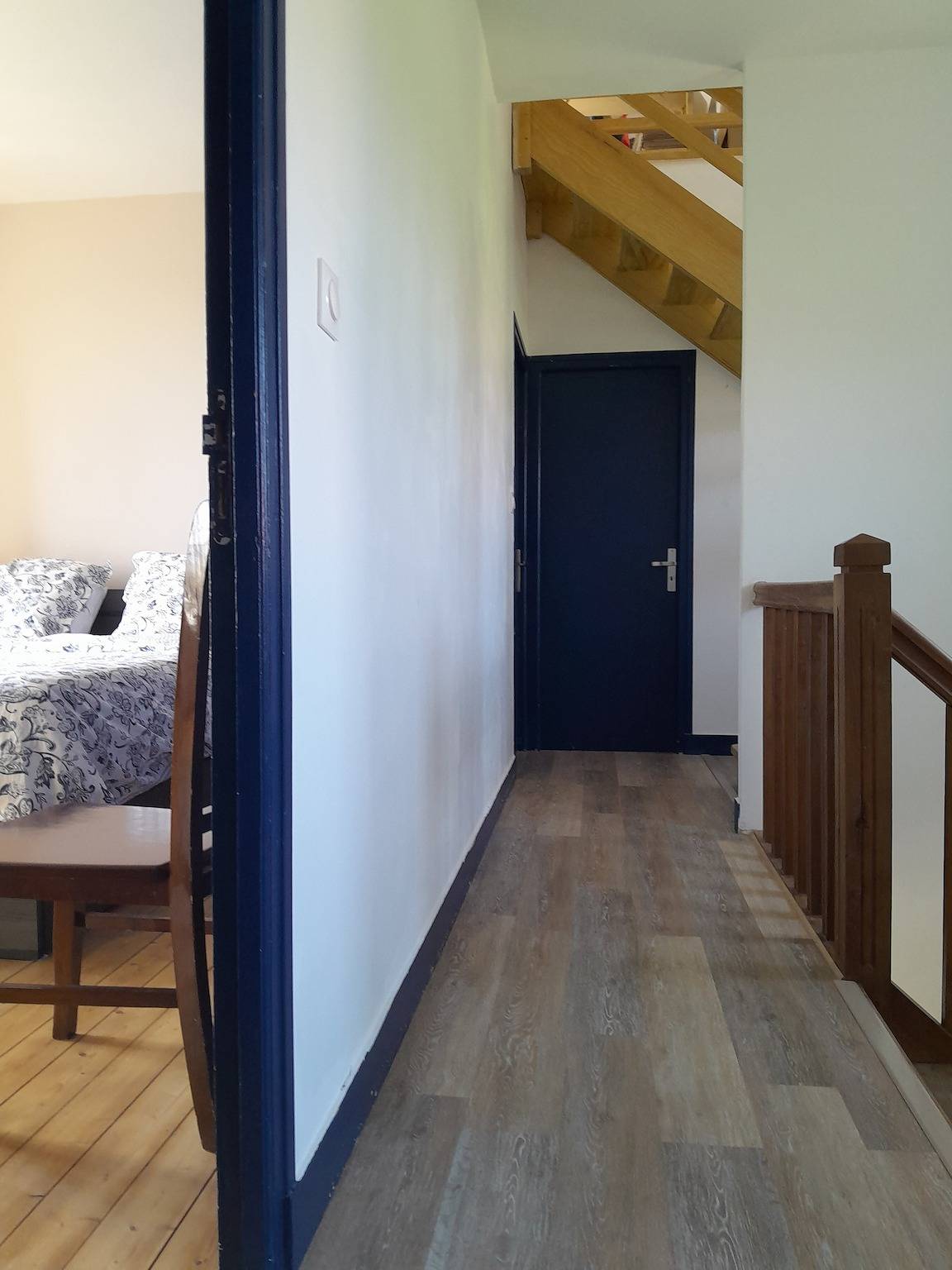 Bed and Breakfast 'Grande Chambre Lumineuse' con jardín privado y Wi-Fi in Sainte-Cécile (Manche), Côte de la Déroute
