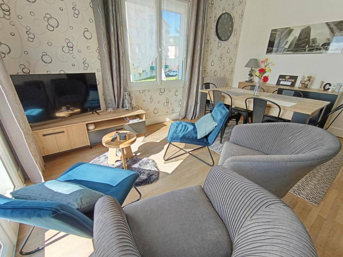 Maison de ville 70m2 climatisée in Champagnole, Jura Francais