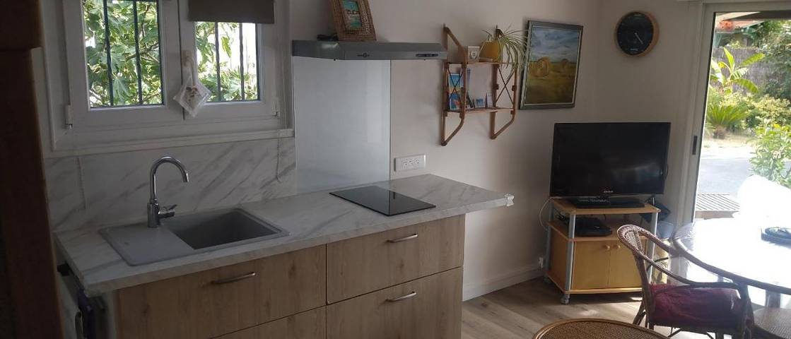 Location de vacances pour 2 personnes, avec jardin à Le Fenouiller - 4