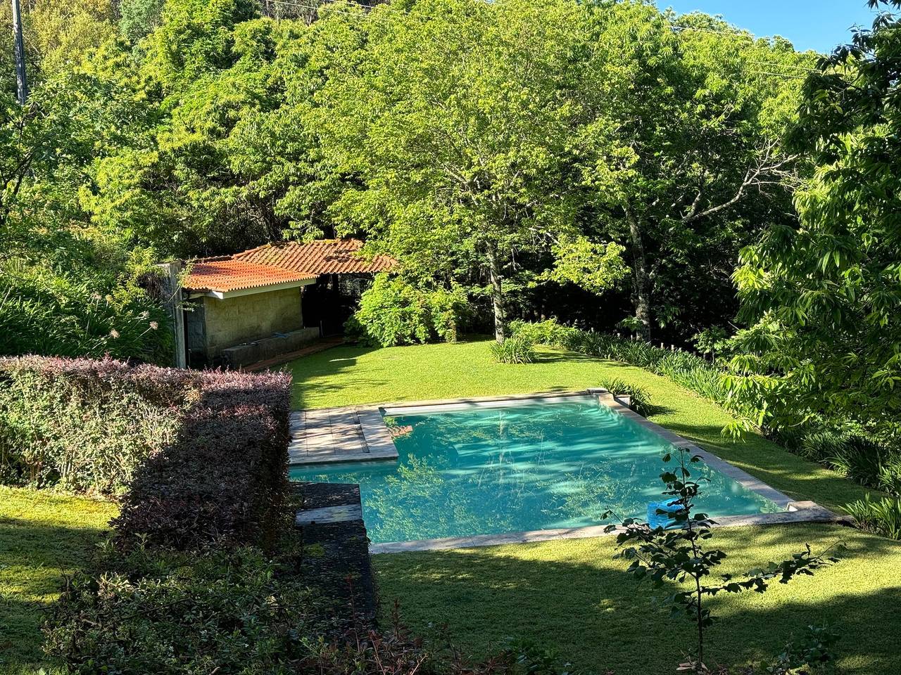 Casa do Alto da Coutada: Bergblick, privater Pool und Wlan in Fornelos e Queijada, Viana do Castelo Distrikt
