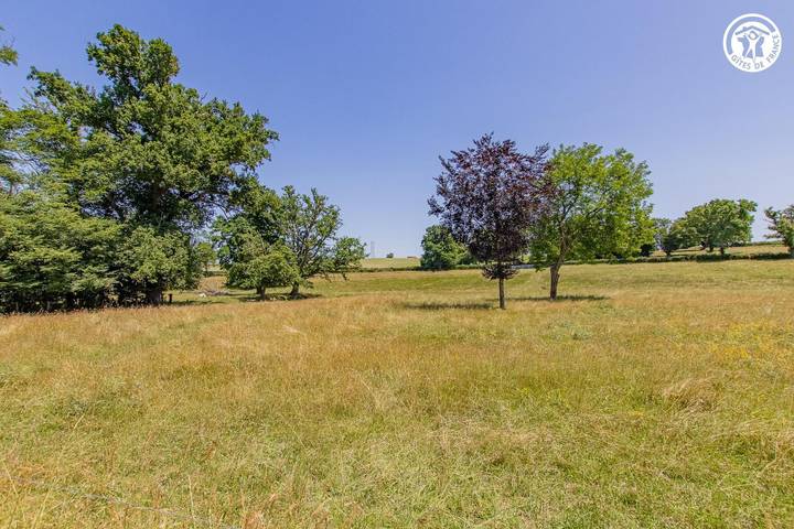 Gîte für 6 Personen, mit Terrasse und Garten sowie Pool in Burgund - 4