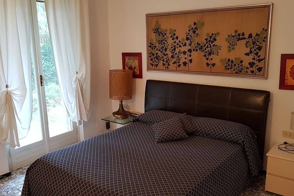 Ganze Wohnung, Exklusive Wohnung in einem Wohngebiet in der Nähe der Strände 6 Betten Parkplatz in San Remo, Sanremo Gemeinde