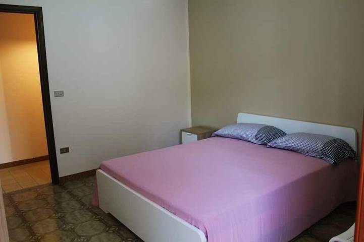 Entire apartment, P&G house in historic Sicilian building in Niscemi, Caltanissetta Province
