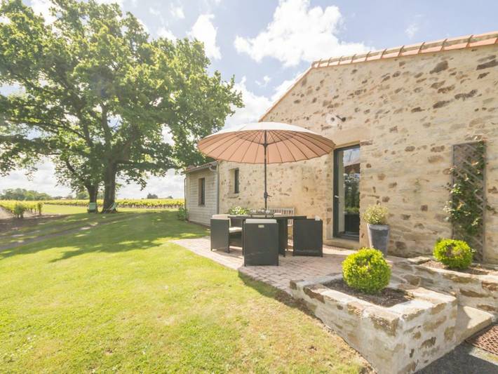 Holiday rental for 4 people, with Terrace and Garden as well as Pool in Loire-Atlantique
