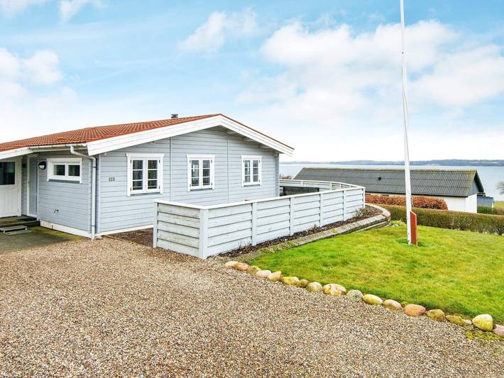 Ferienhaus für 6 Personen, mit Garten in Skarrev