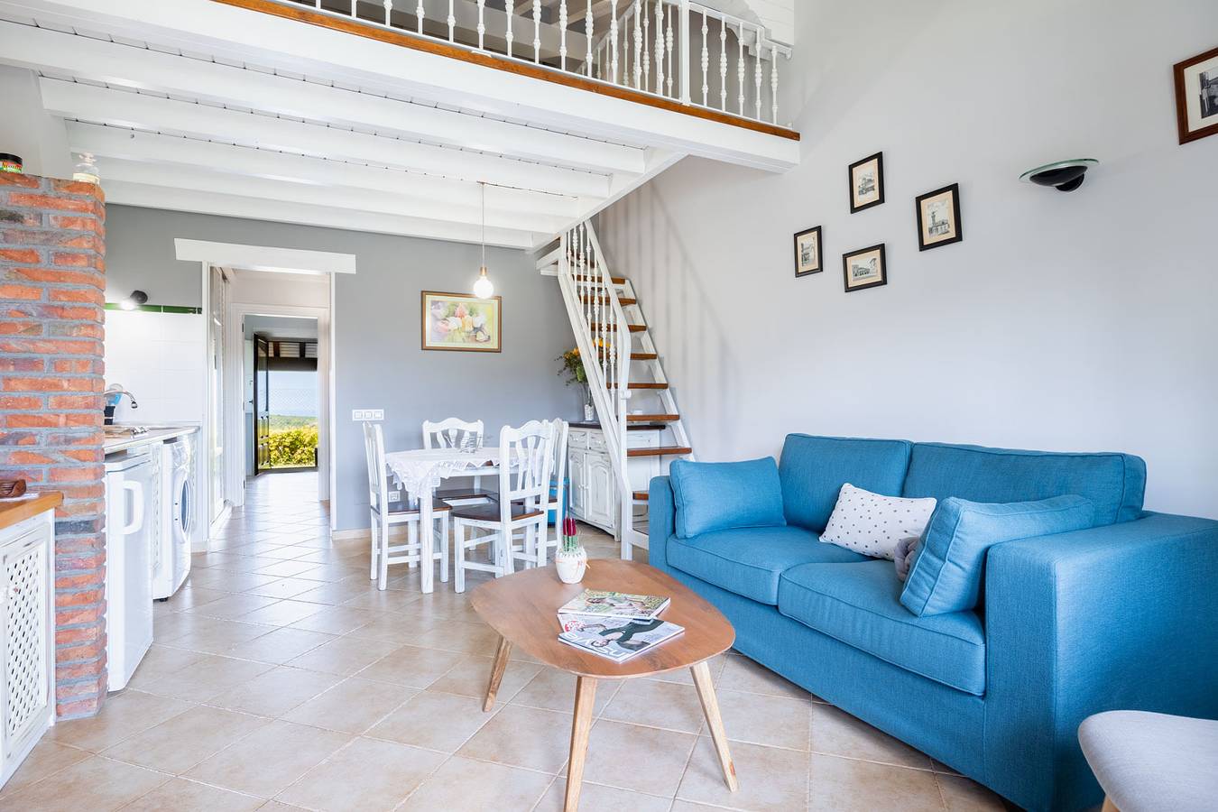 Appartement entier, Appartement 'Las Candelas - Las Sopeñas' avec vue sur mer, terrasse privée et Wi-Fi in Alfoz de Lloredo, Côte Cantabrienne
