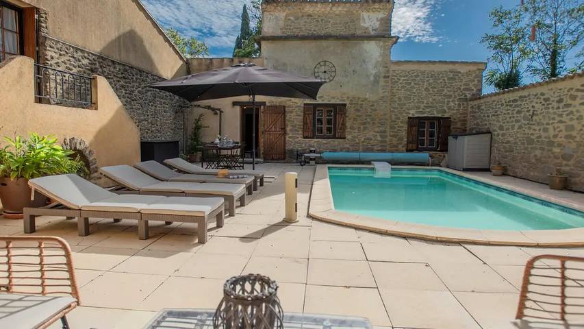 Maison de vacances pour 7 personnes, avec jardin et piscine, animaux acceptés