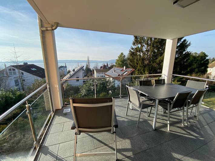 Ferienwohnung für 6 Personen, mit Balkon und Balkon/Terrasse sowie Seeblick und Ausblick in Überlingen - 2