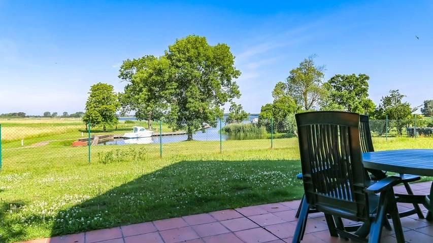 Ferienwohnung für 4 Personen, mit Terrasse, mit Haustier in Mellenthin