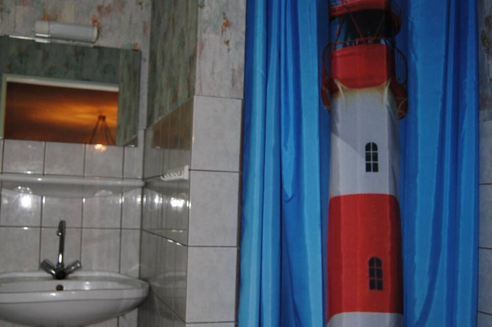 Ganze Wohnung, Ländliche Ferienwohnung in beliebtem Gästehaus in Windeby, Rendsburg-Eckernförde