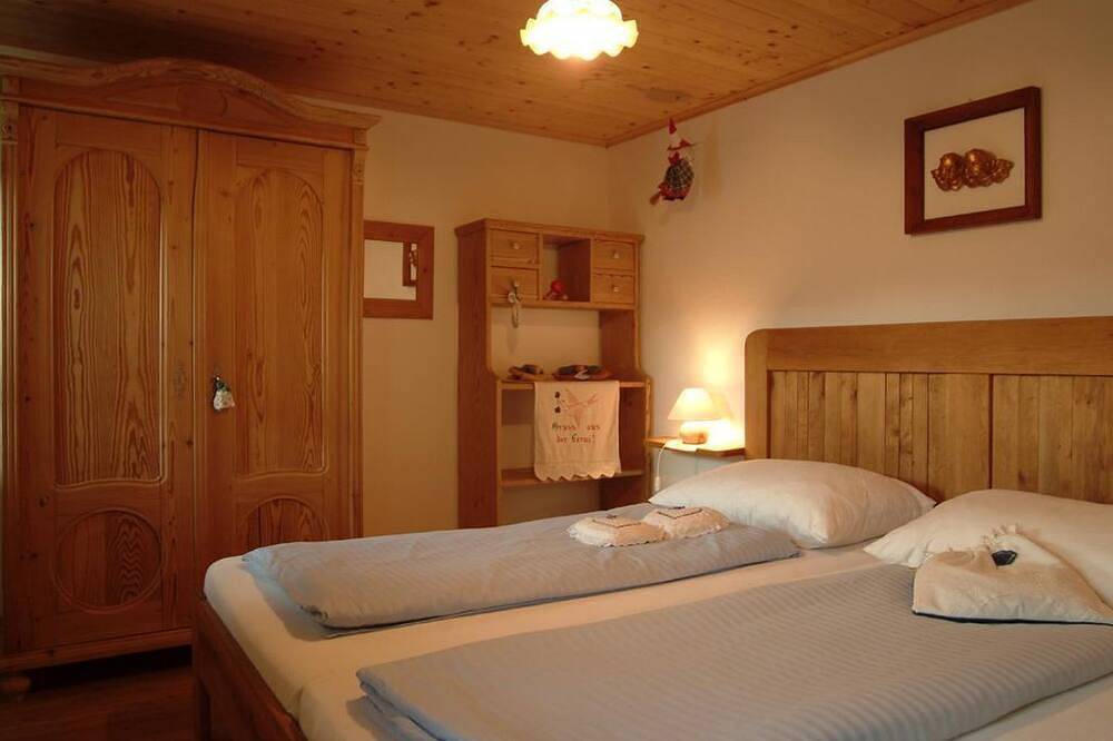 Ganze Wohnung, Ferienwohnung \"Hereinspaziert\" - Sonnenhaus Grandl in Südoststeiermark, Feldbach