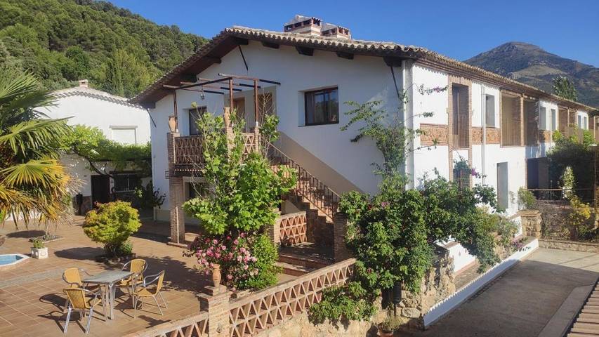Casa rural para 6 personas, con piscina además de vistas y jardín en Provincia de Jaén - 3