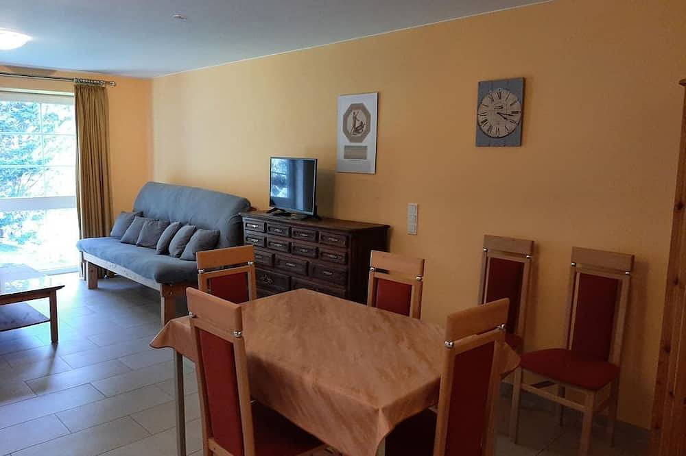 Apartment A downstairs with terrace - Thorn Castle in Palzem, Landkreis Trier-Saarburg