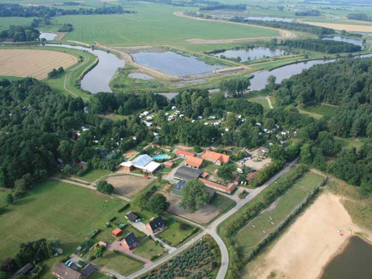 Ganze Ferienwohnung, Ferienpark Geesthof - Typ B7 Ferienhaus in Hechthausen, Cuxland