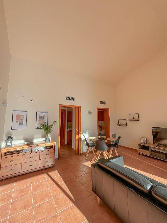 Gîte pour 5 personnes, avec jardin et balcon ainsi que vue et piscine dans Bonmont Terres Noves - 2
