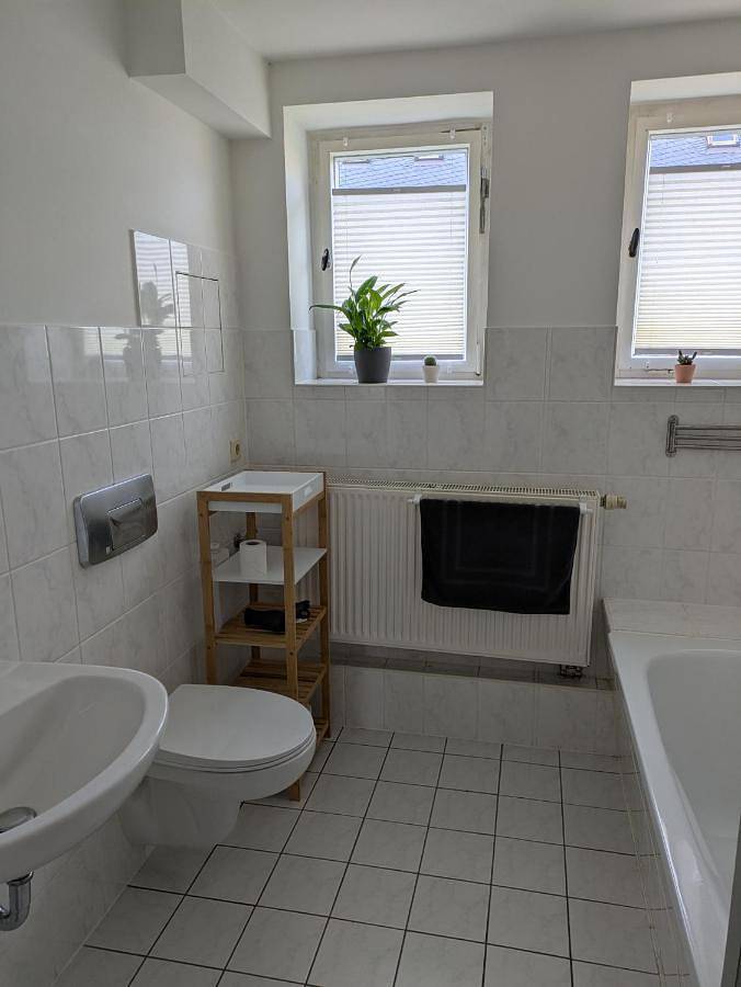Ganze Wohnung, Monteur Ferienwohnungen Ot Kleinwaltersdorf mit Außensitzecke und Grill in Freiberg, Chemnitz und Umgebung
