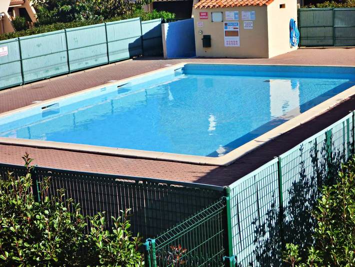 Ganze Wohnung, In Residenz mit Pool und direktem Zugang zum Strand in Marseillan, Mittelmeerküste (Frankreich)