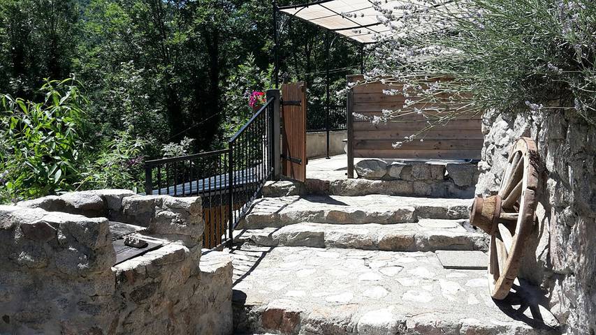 Gîte pour 4 personnes, avec terrasse et jardin dans les Pyrénées - 2