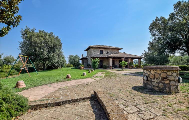 Ferienhaus für 6 Personen, mit Whirlpool und Garten sowie Pool und Terrasse - 1