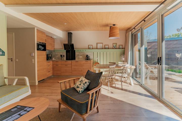 Gîte pour 4 personnes, avec Bassin pour enfant et Piscine