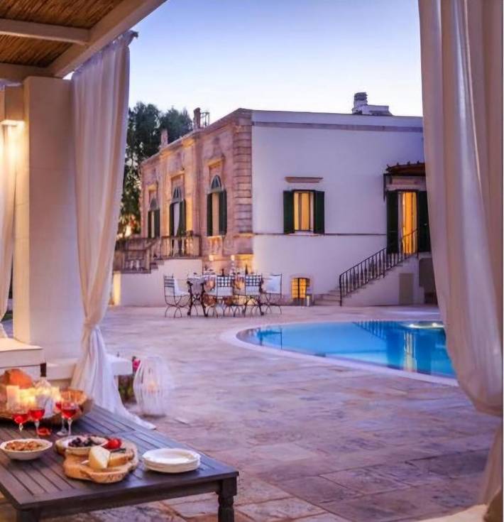 Villa pour 8 personnes, avec Balcon et Terrasse ainsi que Jardin et Piscine à San Bartolomeo