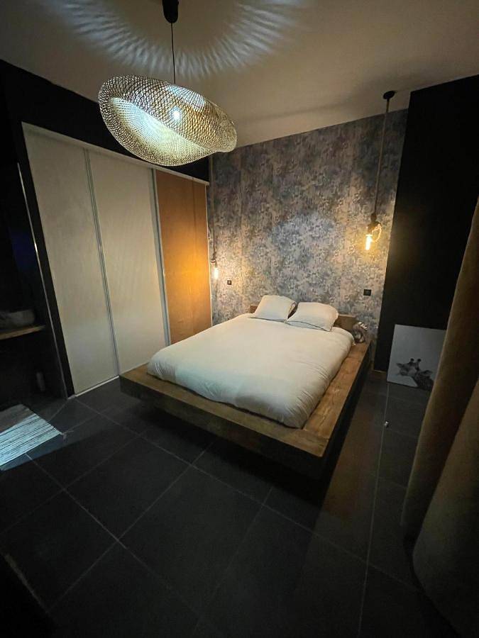 Gîte pour 5 personnes, avec terrasse, animaux acceptés dans Eglise Notre Dame De La Prosperite - 4