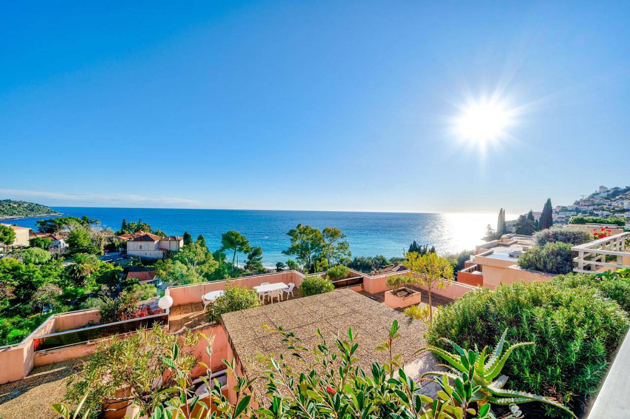 Résidence "Le Golfe Bleu" in Roquebrune-Cap-Martin, Côte méditerranéenne (France)