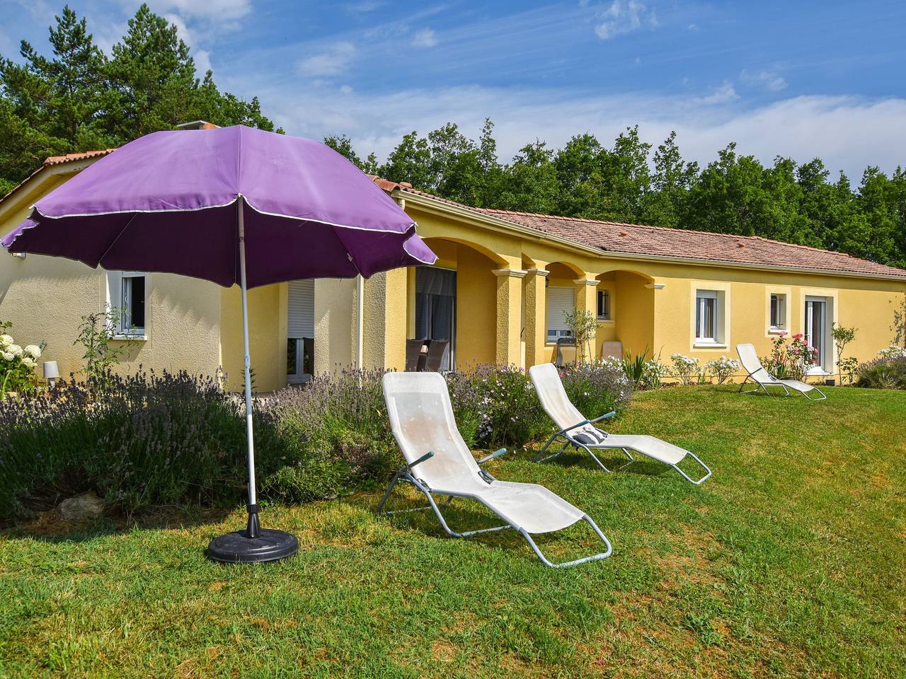 Villa à Cazals avec piscine et lac à proximité in Cazals, Quercy
