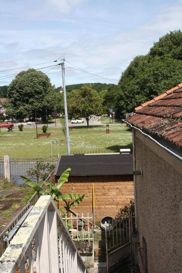 Gîte pour 4 personnes, avec vue et terrasse à Barbaste - 4