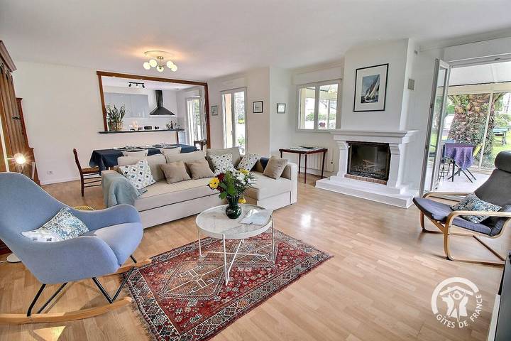 Gîte pour 4 personnes, avec terrasse et jardin à Étables-sur-Mer - 3