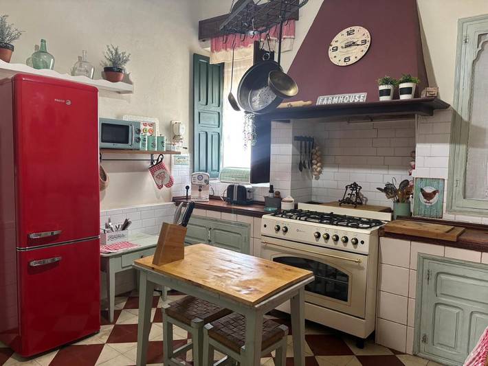 Casa rural para 5 personas, con Jacuzzi y Terraza además de Jardín y Vistas en Yeste