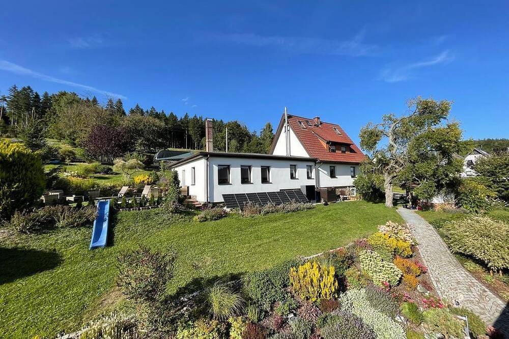 Ganze Wohnung, Fewo Oberzwota "Auf der Sonnenseite" - Ferienwohnung mit 2 Schlafräumen und in Zwota, Klingenthal