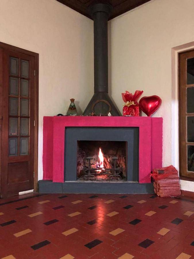 Casas e apartamentos de temporada para 6 pessoas, com jacuzzi e jardim em Jarinu